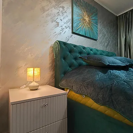 Modern Coresi Apartman *