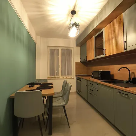 Modern Coresi *